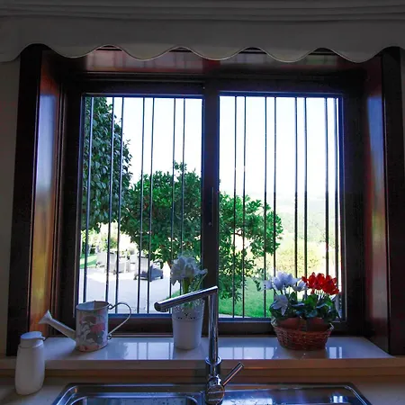 Cosy Countryside - Family House