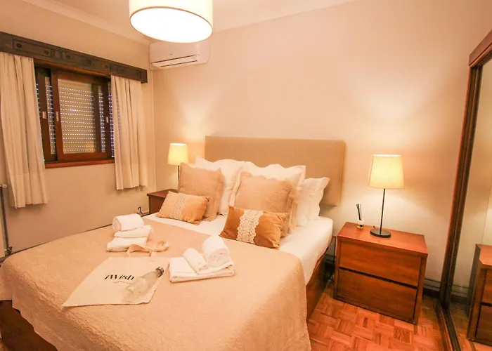 Cosy Countryside - Family House *