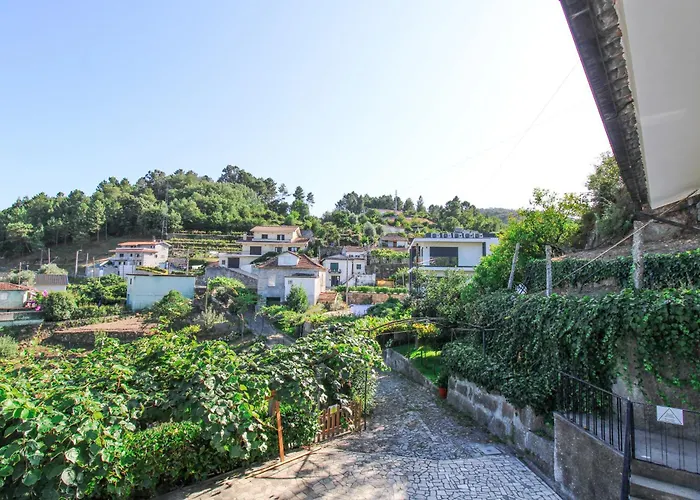 Cosy Countryside - Family House *