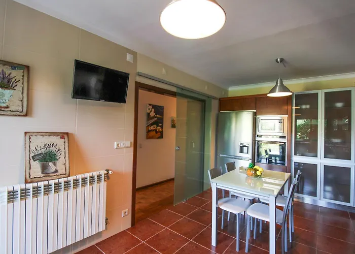 Cosy Countryside - Family House Holiday home